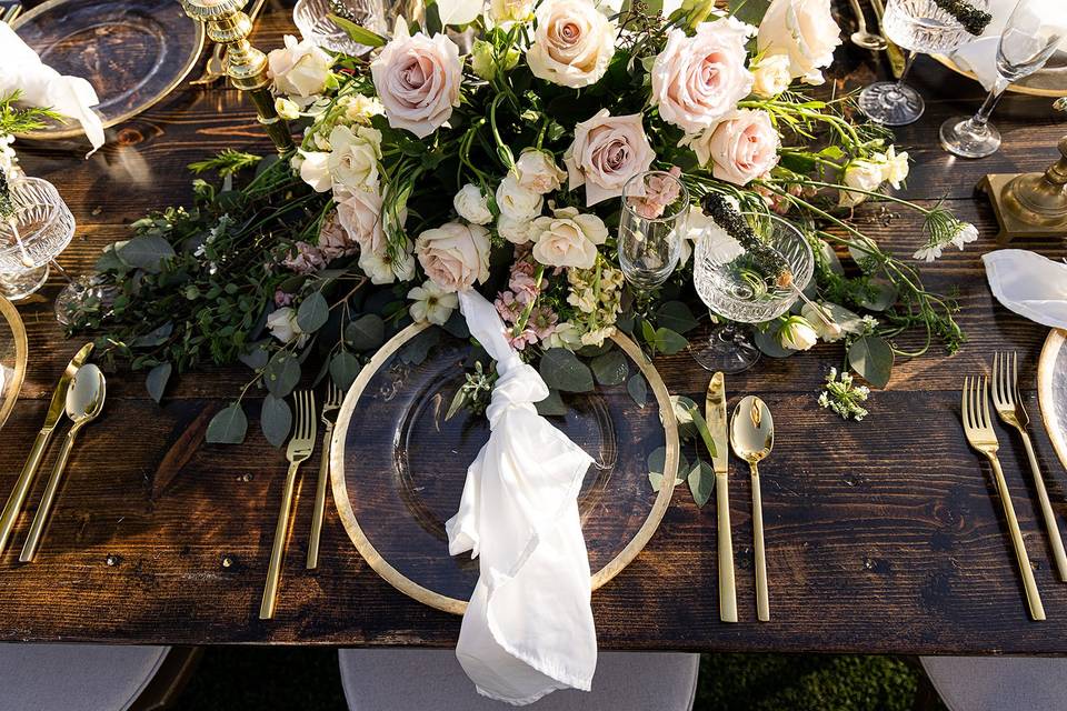 Luxurious Table Setting