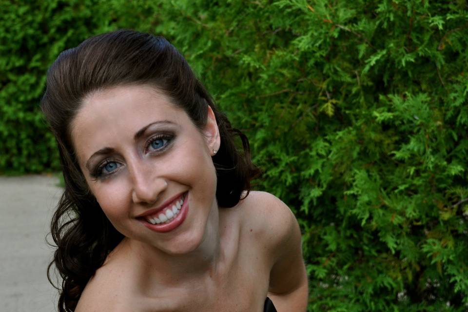 Hair by: Lisa Giglio
Makeup by: Priscilla Dorinas
Photographer: Andrea Wilber