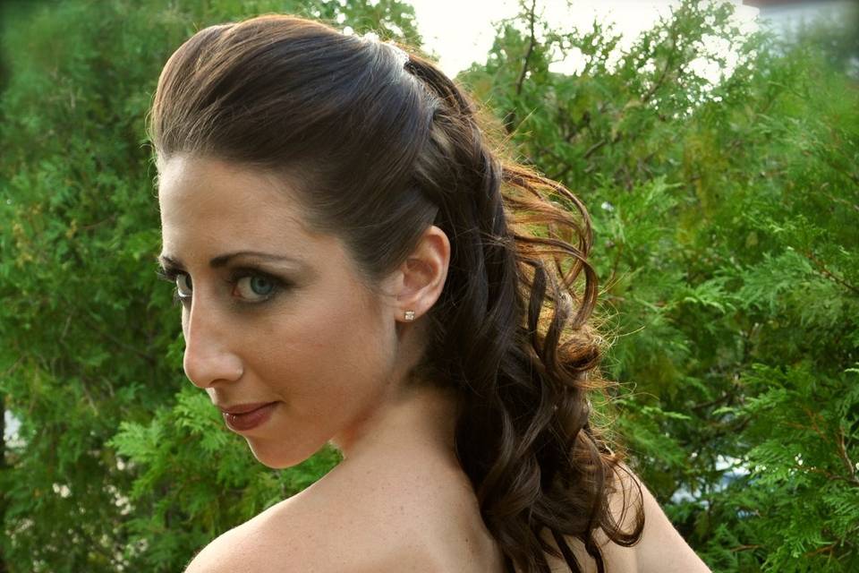 Hair by: Lisa Giglio
Makeup by: Priscilla Dorinas
Photographer: Andrea Wilber