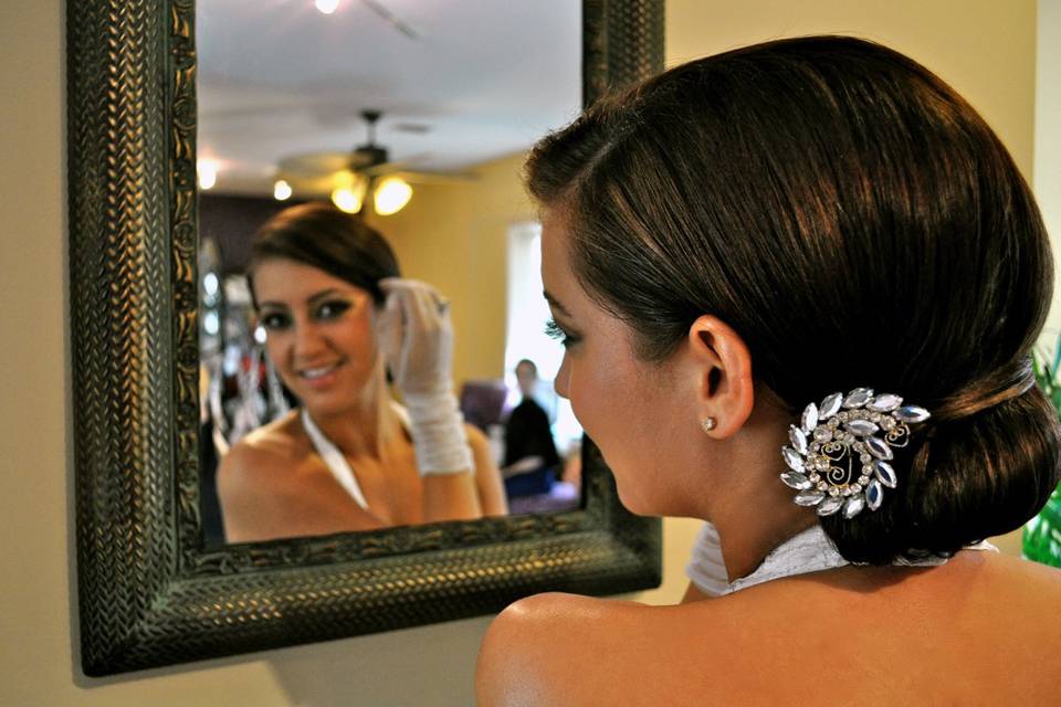 Hair by: Lisa Giglio
Makeup by: Priscilla Dorinas
Photographer: Andrea Wilber