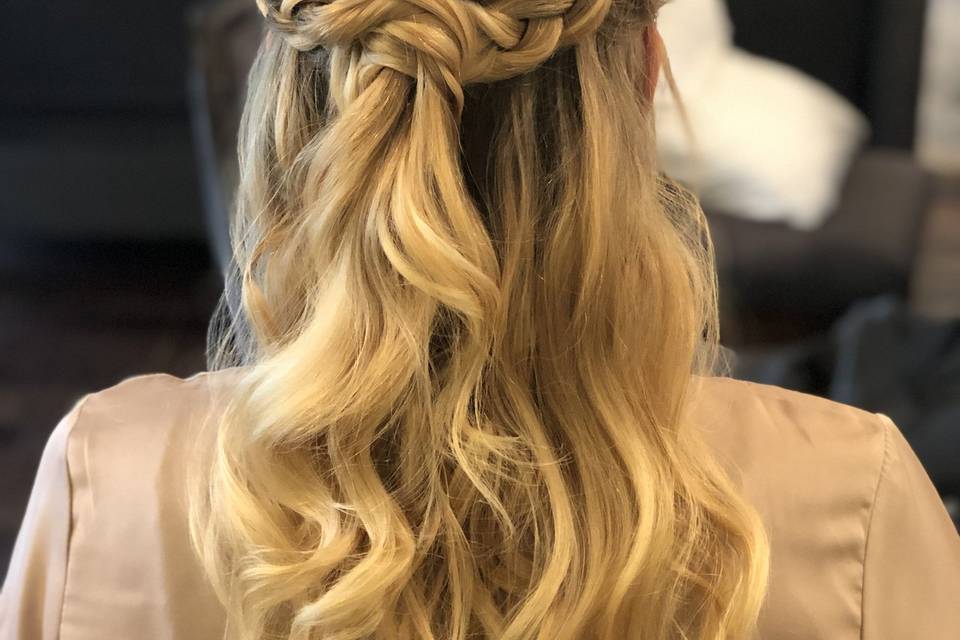 Bridesmaids hair