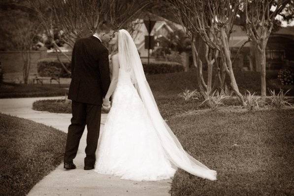 Couple's kissing