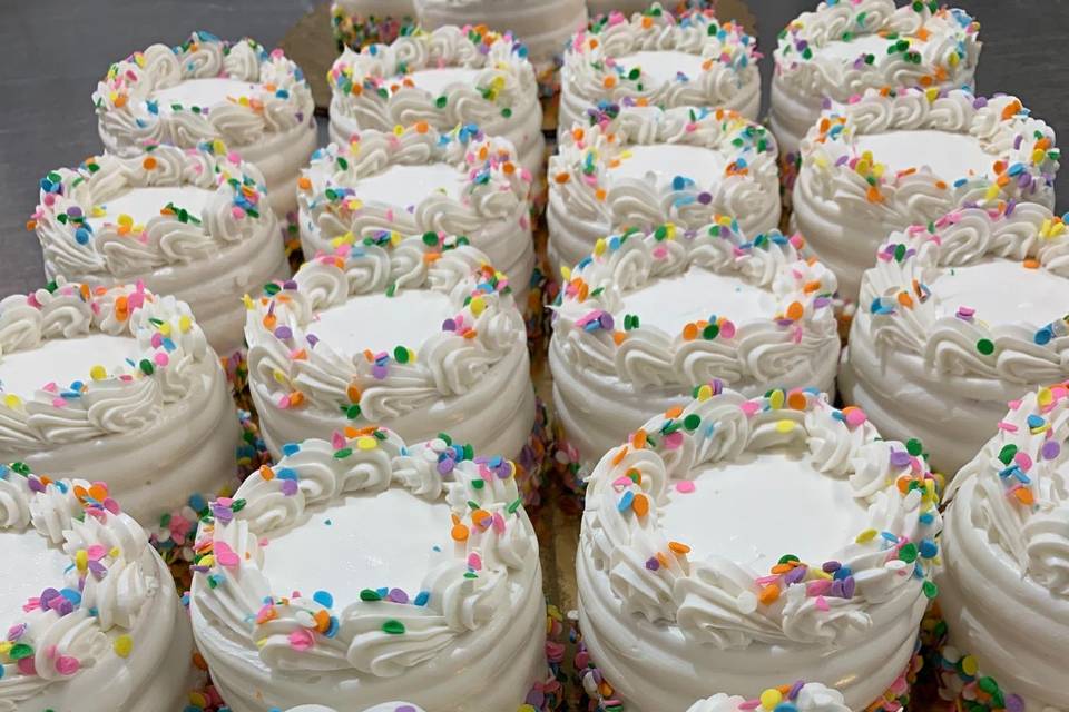 Birthday Mini Cakes