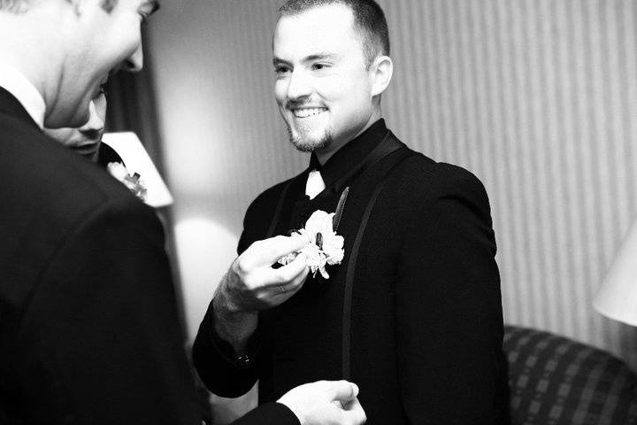 The groom and his boutonniere