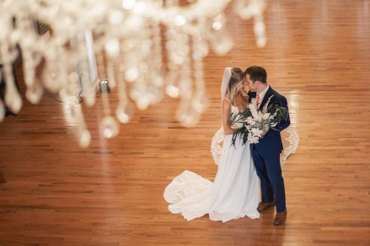 First dance moment