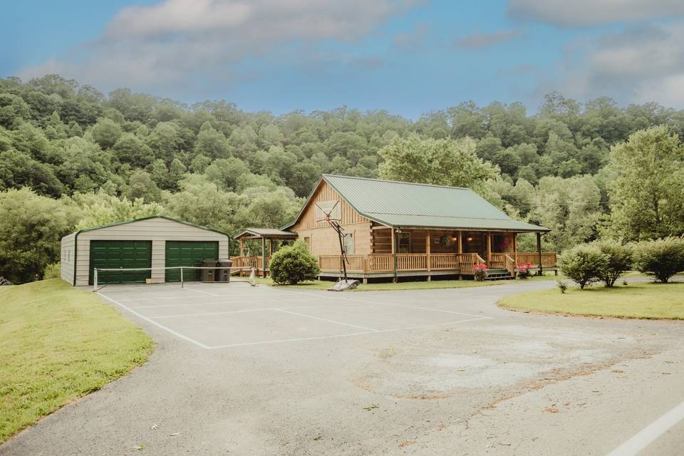 Legacy Inn cabin