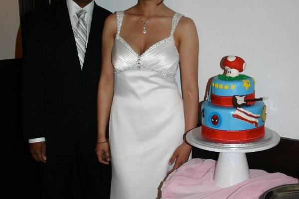 Fun Groom's Cake (with a touch of everything that he loves on it...!)