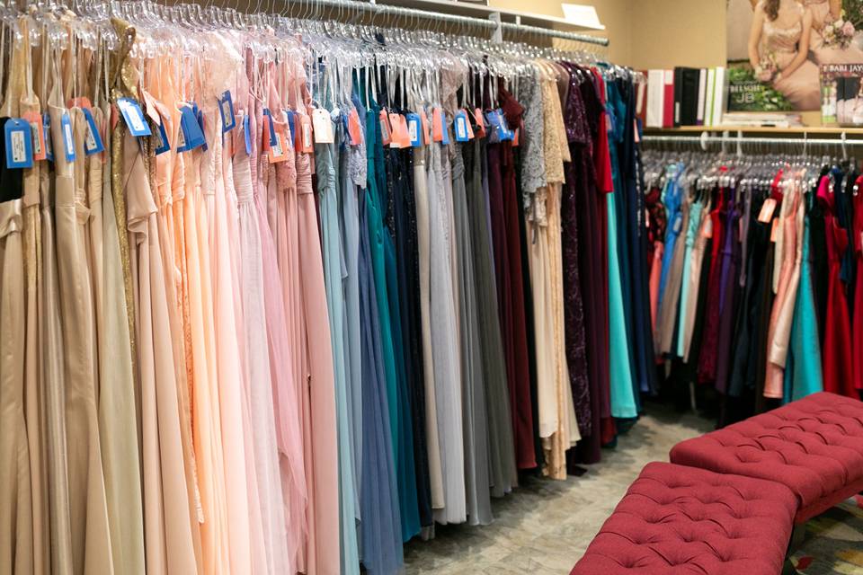 Over 600 Bridesmaid Dresses and a Discount Program to help save your girls Money.