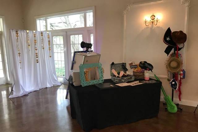 Props table
