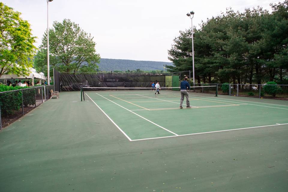 HAWK MOUNTAIN