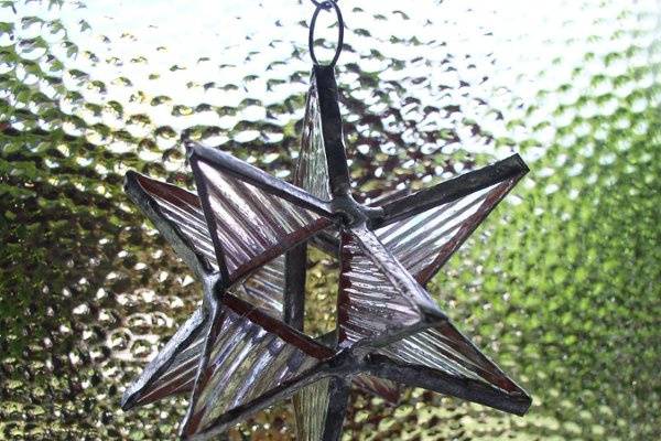 Stained Glass Pink Diamond Moravian Star Favor.  Designed to either hang or stand. Size: 2.5