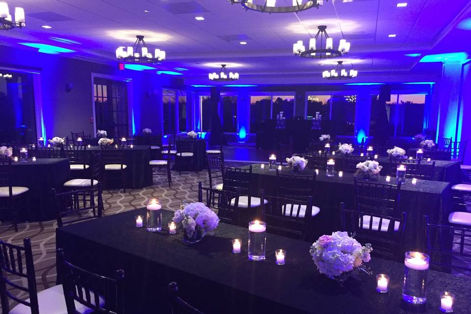 Blue lights | Chantilly National Golf & Country Club