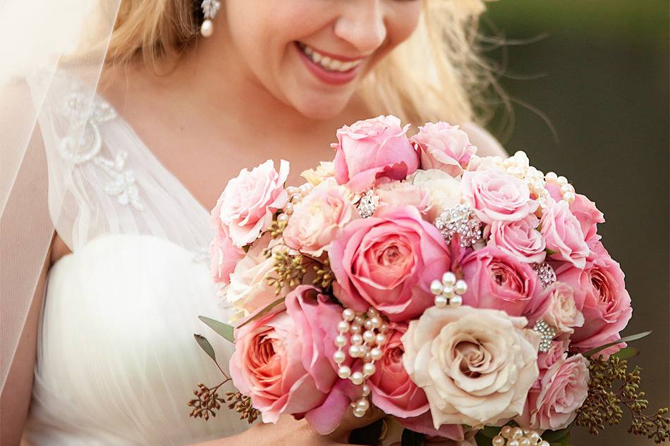 Bridal garden roses