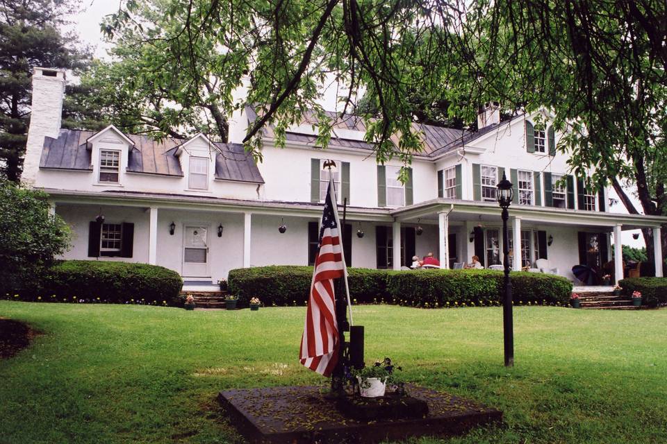 Briar Patch Bed & Breakfast Inn