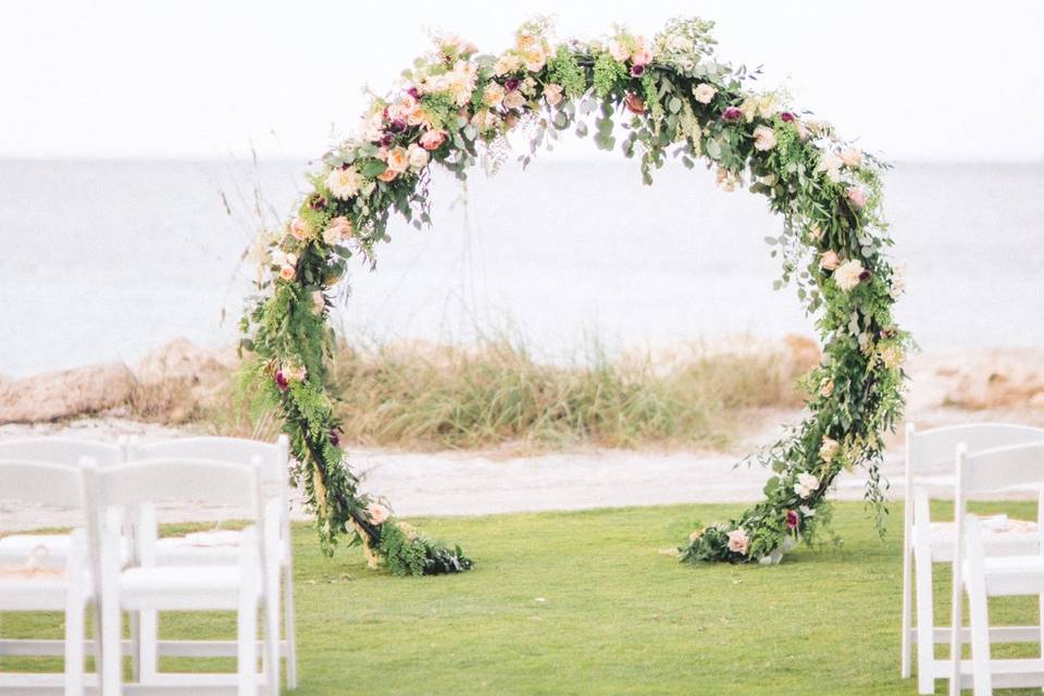 Signature Florals - Flowers - Fort Myers, FL - WeddingWire