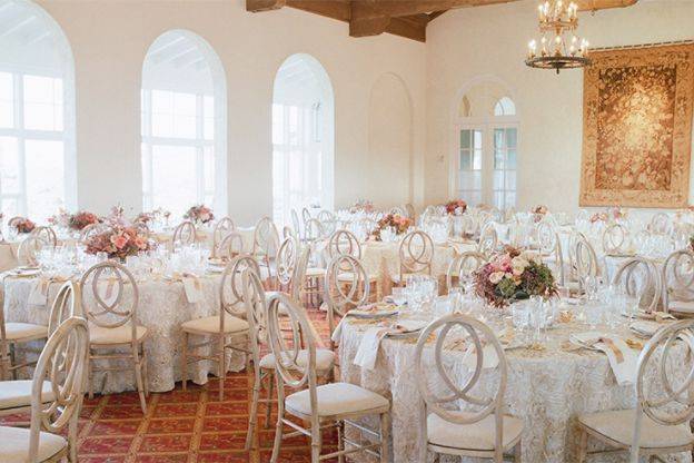 Wedding table setting
