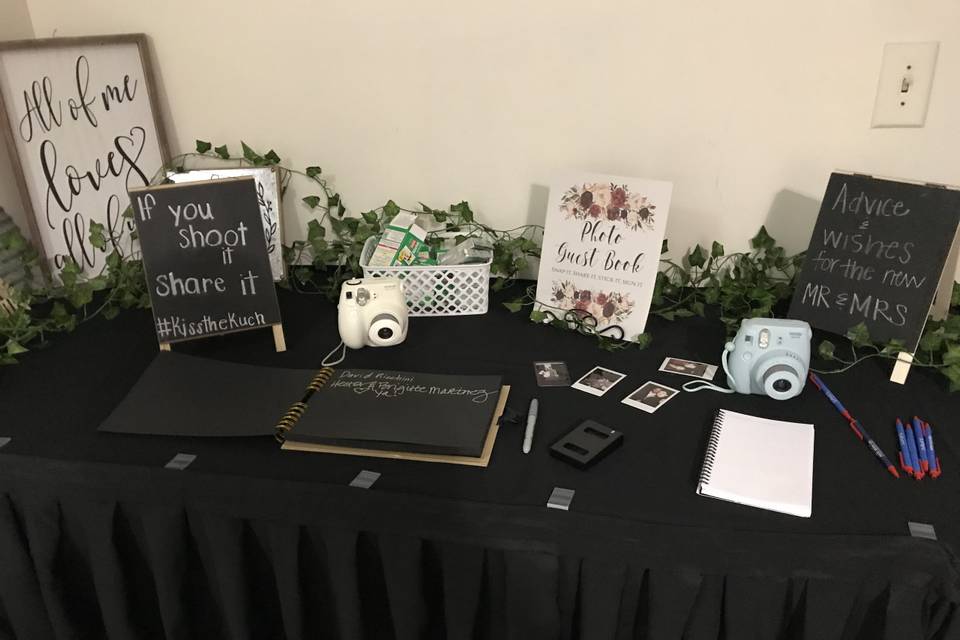 Guest book table