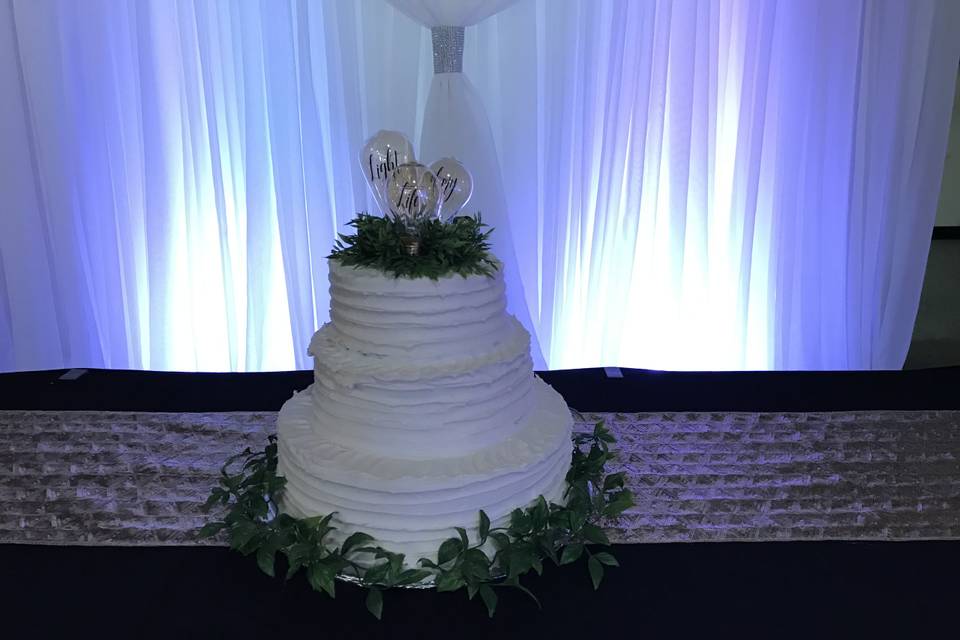 Cake table