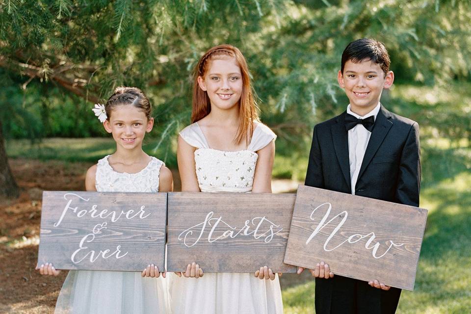 Junior bridal attendants