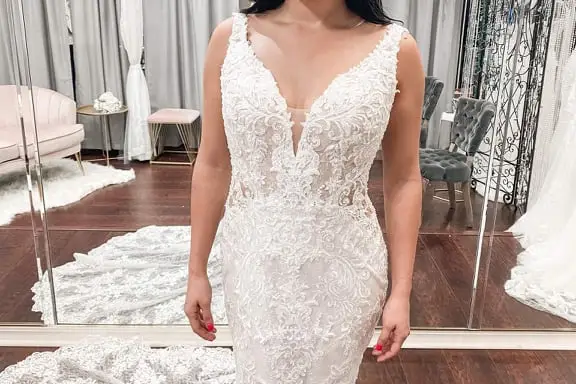 Azarue's bridal & store formal