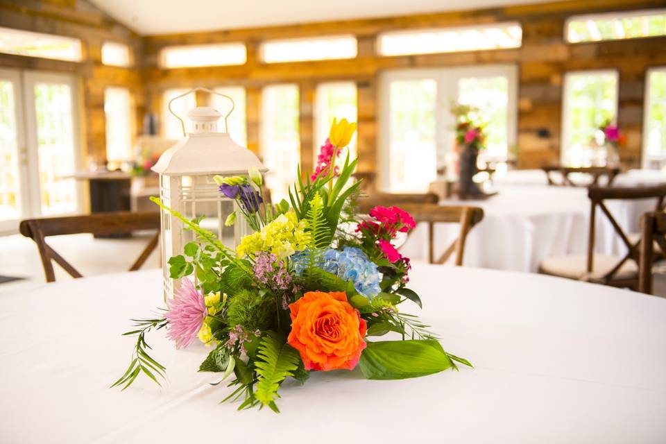 Charming country farm table