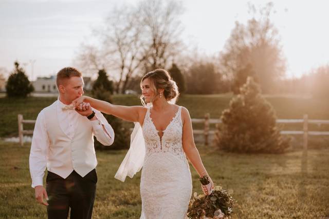 Happy couple - Clayhouse Photography