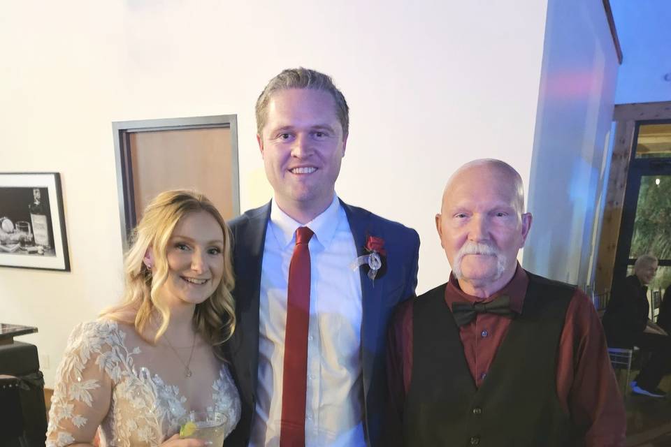 Mandy & Ben W/Dj D