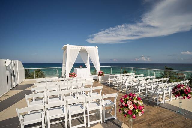 The Fives Beach Hotel & Residences