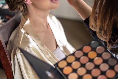 Make Up