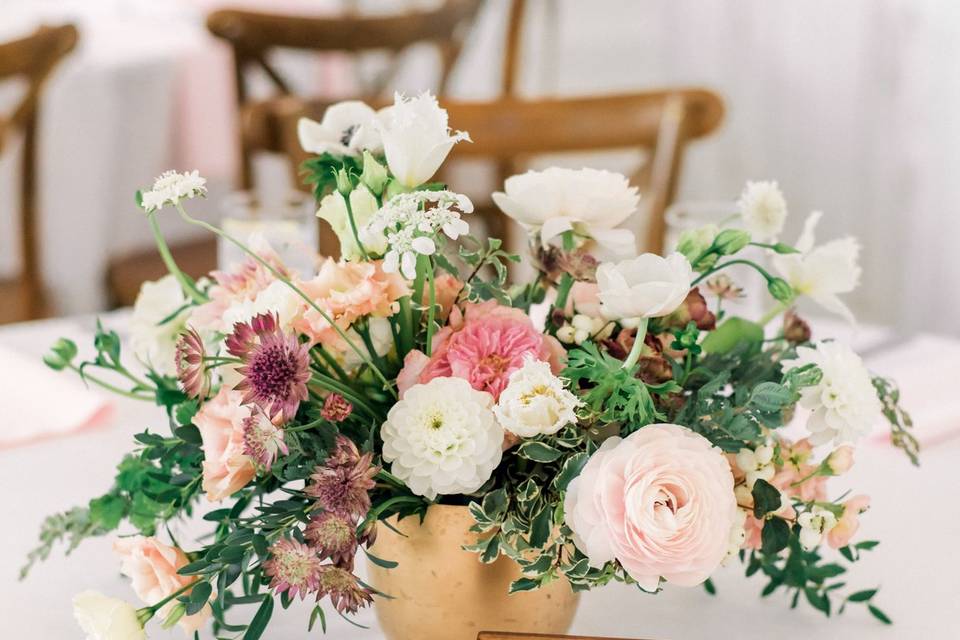 Floral centerpiece