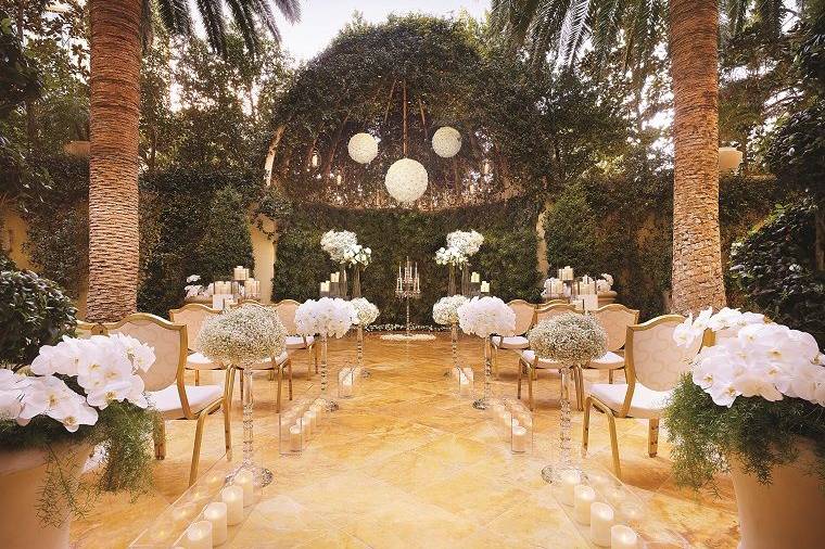 Ultimate Vegas Wedding Venue Guide: JW Marriott Las Vegas - Little