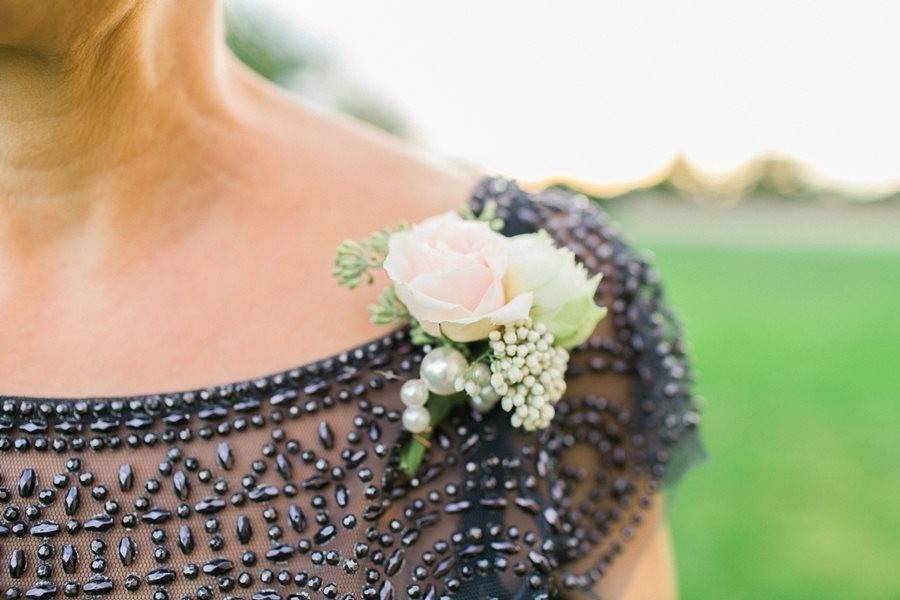 elegant corsage with pearl, romantic