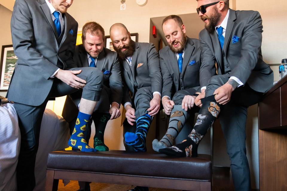 Groomsmen funny sock pose