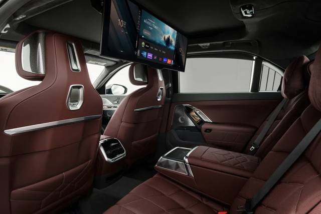 BMW 7 Series Theater