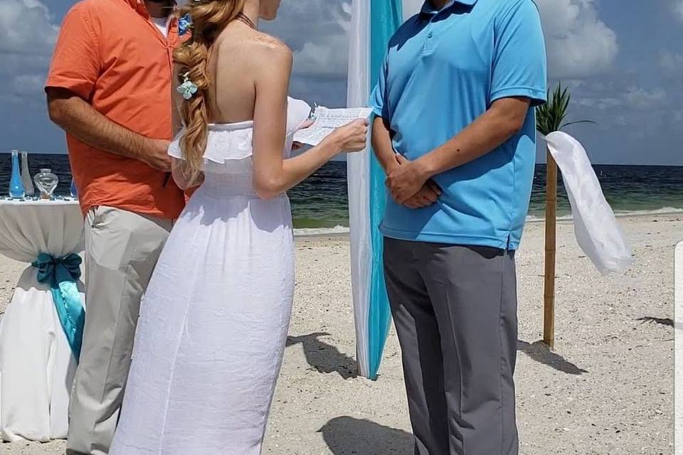 Low-key wedding on the beach