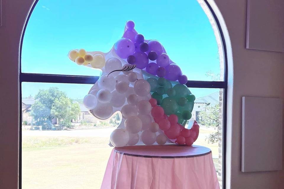 Custom balloon unicorn
