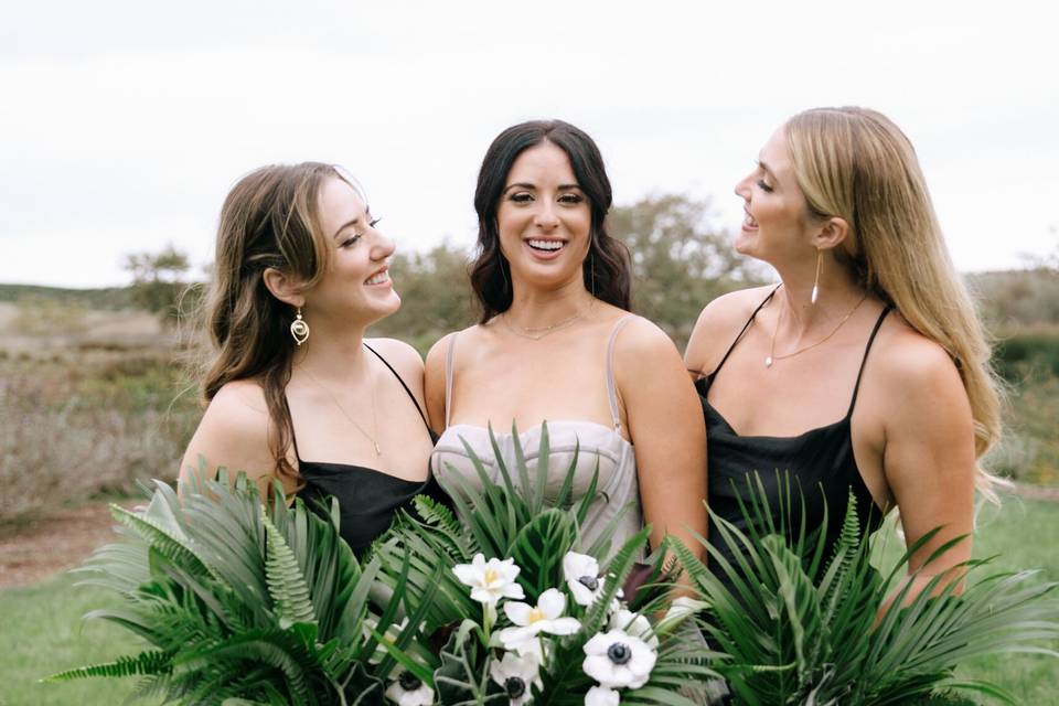 Bride with her best girls