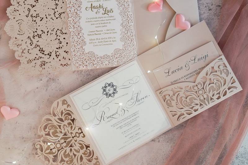 Fully customizable invitations