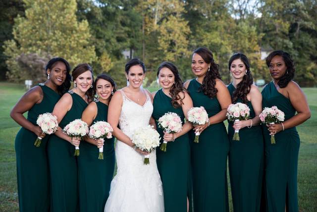 Elizabeth + her bridal party