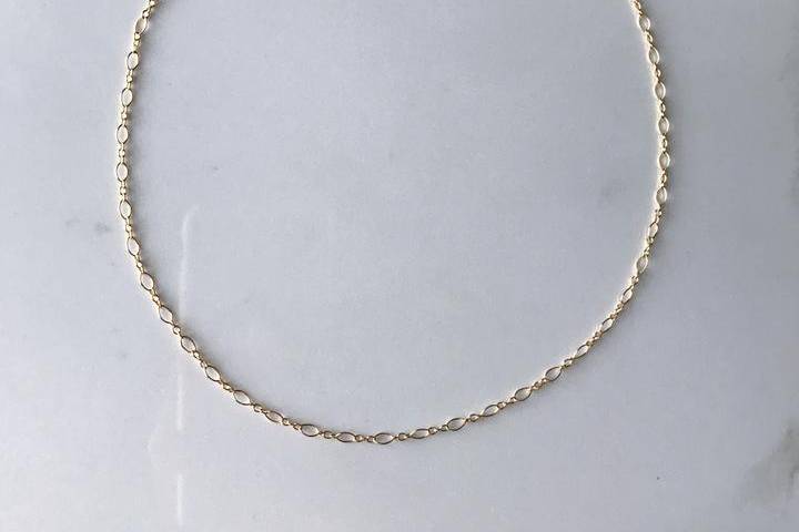 Chainlink layering necklace