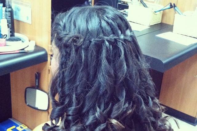 Kayti Mitchell Hair Design