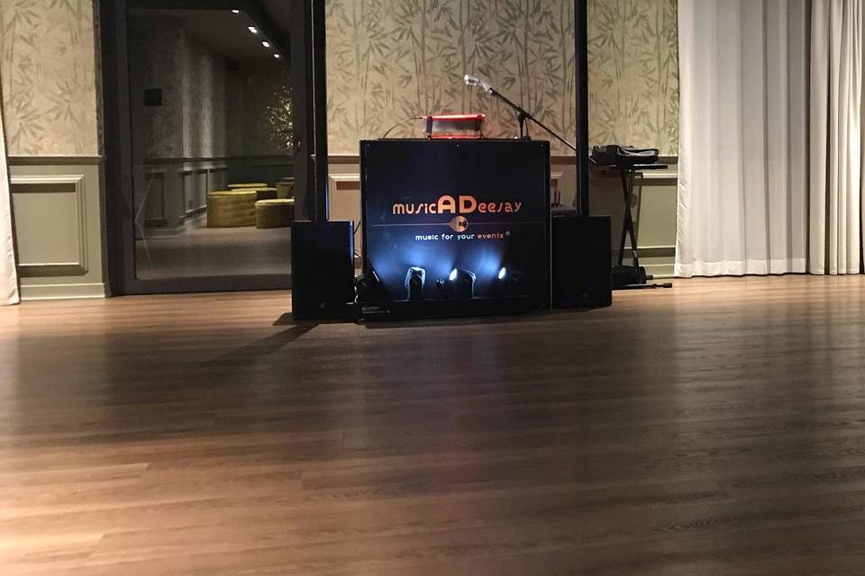 MusicADeejay