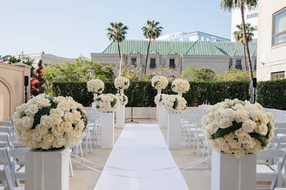 outdoor wedding ceremony