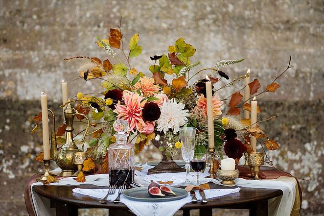 Buttonholes and corsages