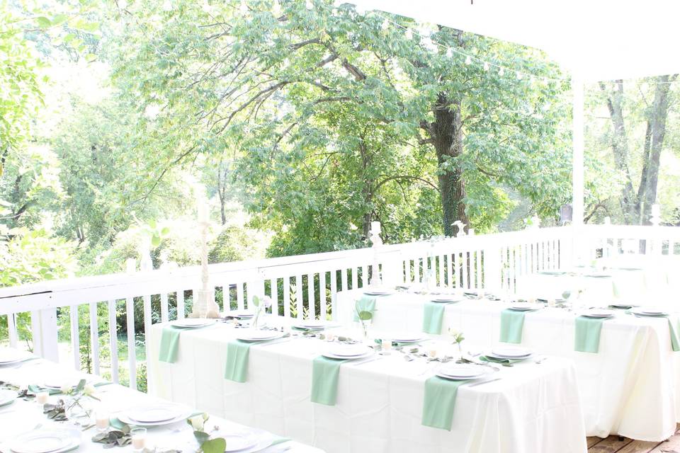 Under roof balcony reception