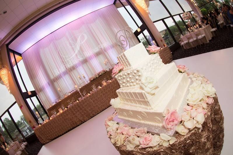 Wedding cake display