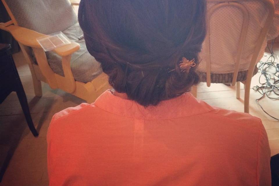 Simple low rolled bun