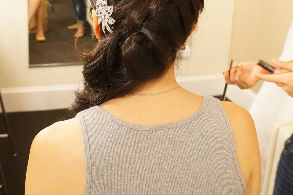 Lan Bridal Hair & Makeup Artist