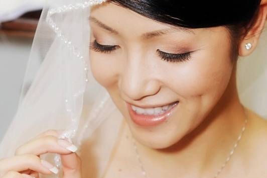 Lan Bridal Hair & Makeup Artist