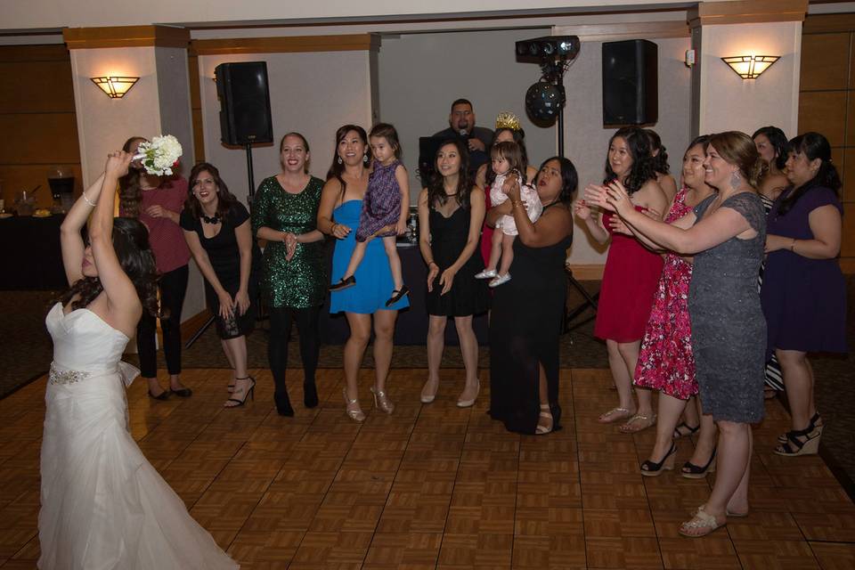 Bouquet toss